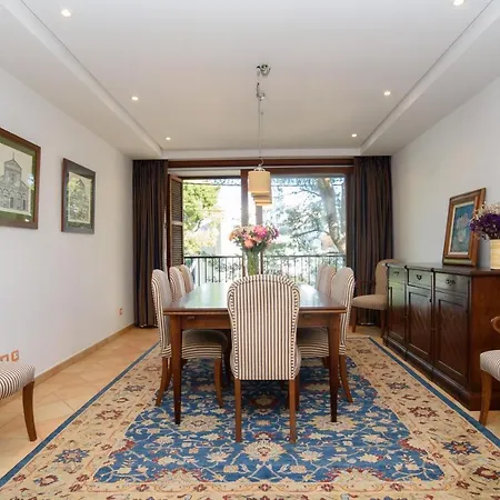 Samar Villa *
